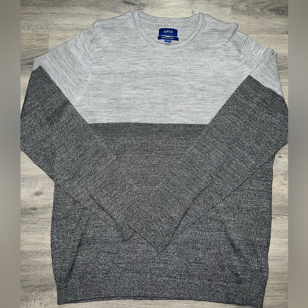 Men’s sweater